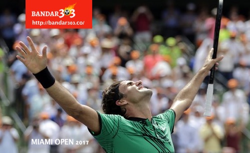 Roger Federer juara Miami Open 2017